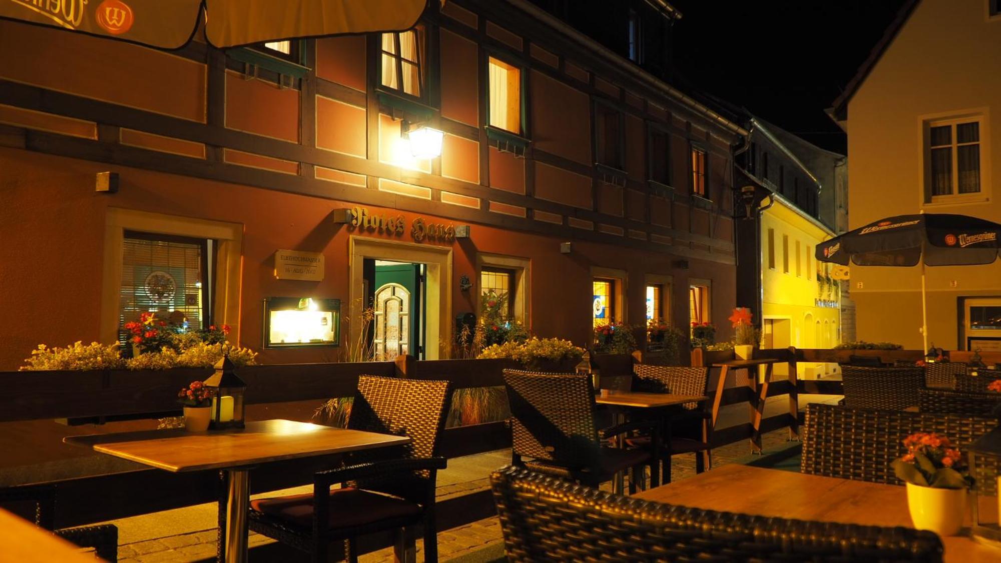 Gasthaus& Pension Zum Roten Haus 巴特尚道 外观 照片